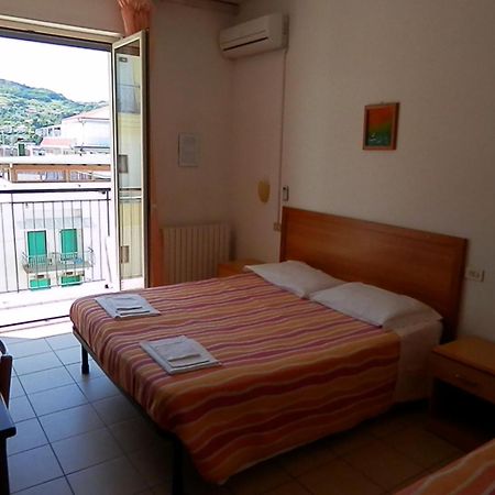 B&B Attico Mare San Benedetto del Tronto Eksteriør bilde