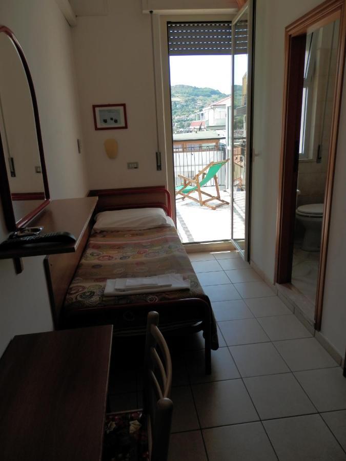B&B Attico Mare San Benedetto del Tronto Eksteriør bilde