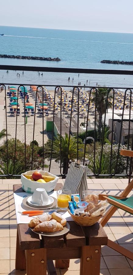 B&B Attico Mare San Benedetto del Tronto Eksteriør bilde
